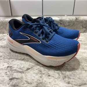 NWOT Brooks Glycerin 21 Women’s Running Shoe